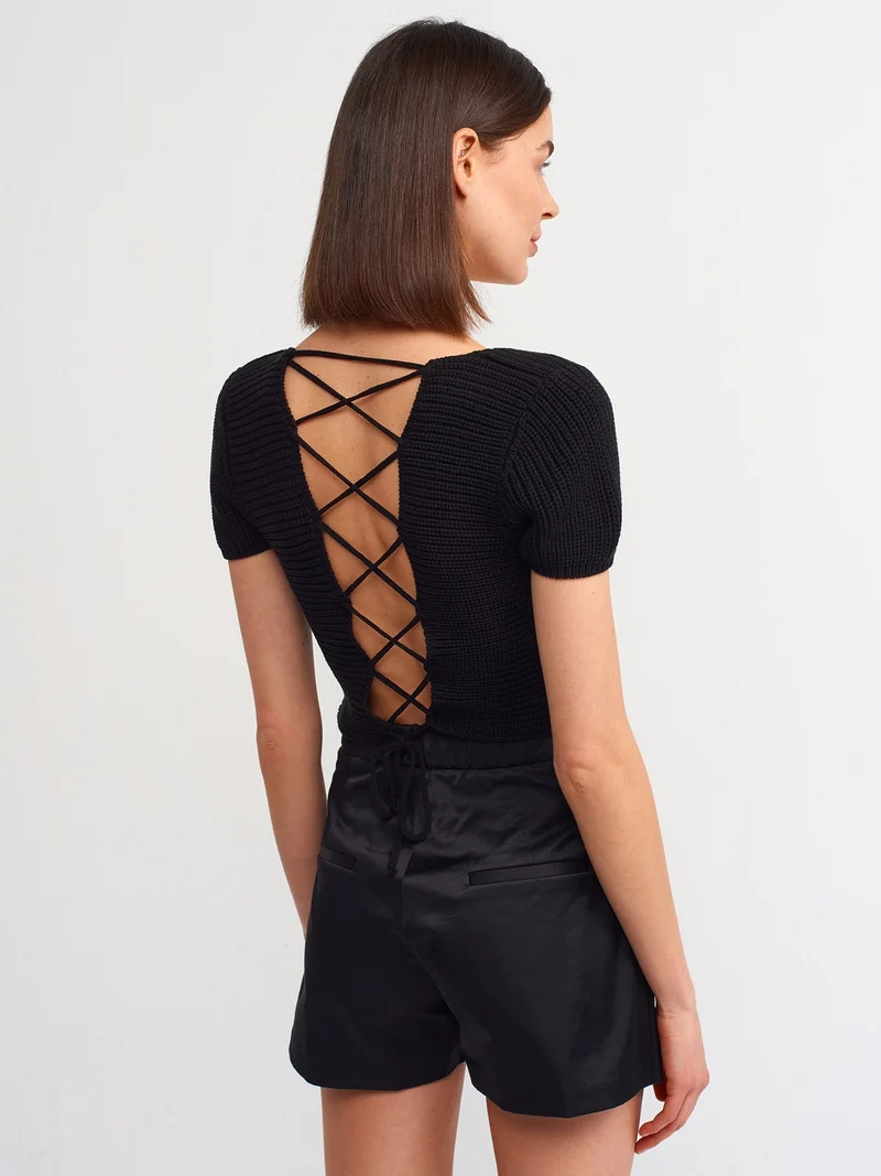 ديلفين 10164 Square Collar Lace-Up Short Sleeve Sweater-Black