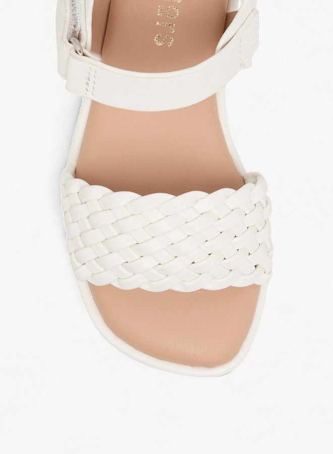 جونيورز صنادل بناتي بنسيج مزخرف وإغلاق بشريط لاصق - Image 3