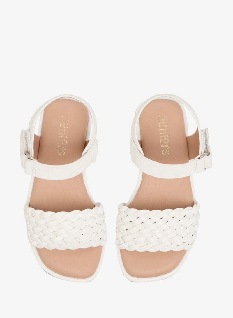 JUNIORS Girls Weave Detail Sandals with Hook and Loop Closure - Image 2