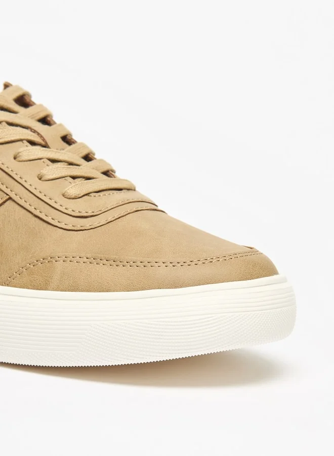 لي كوبر Men's Solid  Lace-Up Low Ankle Sneakers