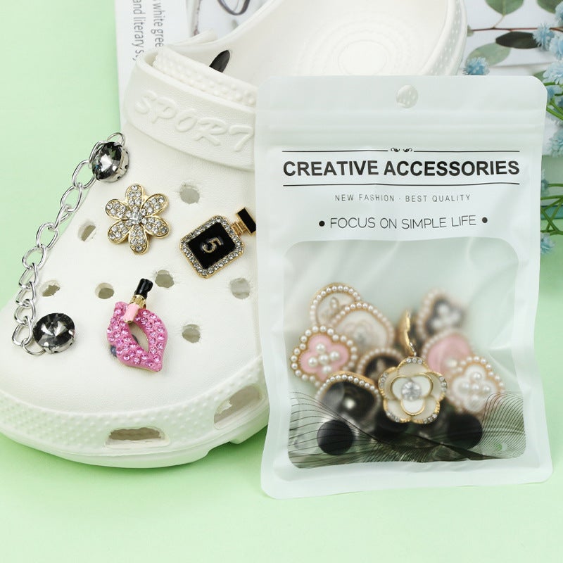 One-Piece Delivery All-Match Hole Shoes Decorative Buckle Diy Hole Shoes Buckle Chain Accessories Buckle Hole Shoes Flower Decoration - Image 4