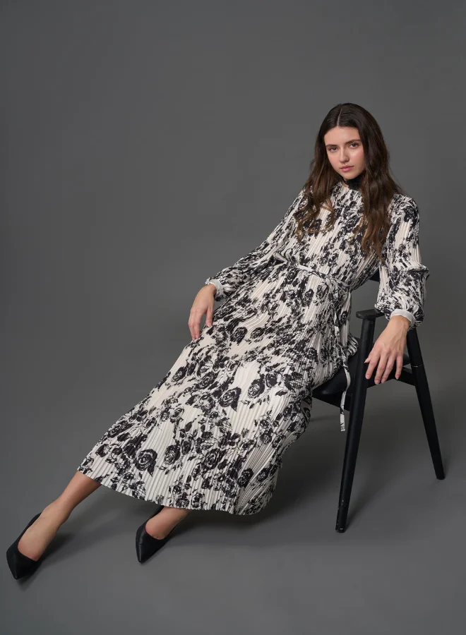 ميزال FULL PLEATED PATTERNED DRESS