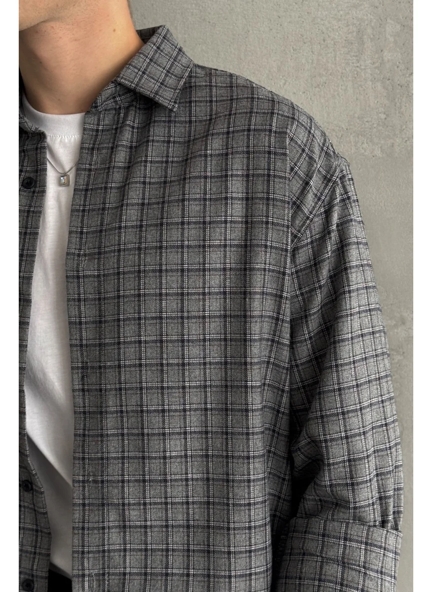 HYMAN Men's Oversize Cut Checked Shirt