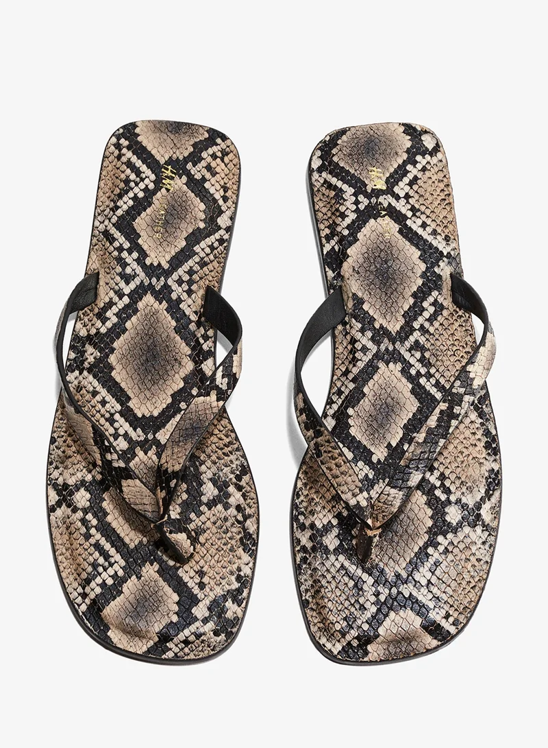 H&M Leather flip-flops