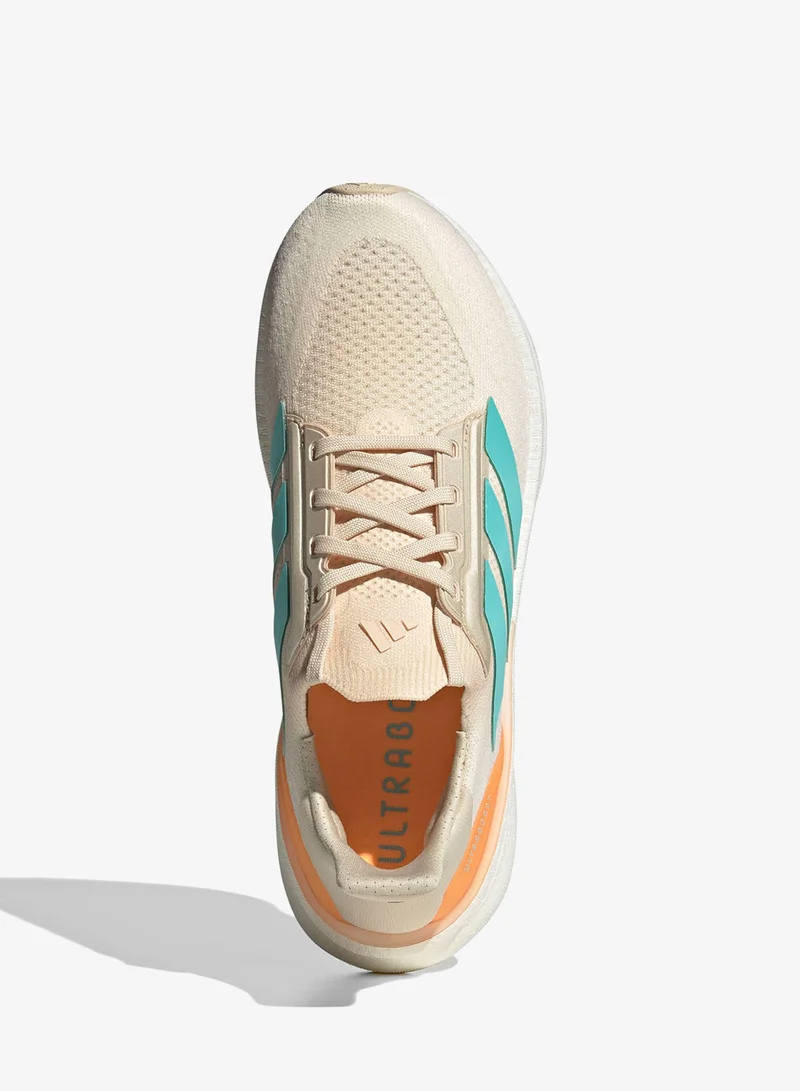 اديداس ألترابوست