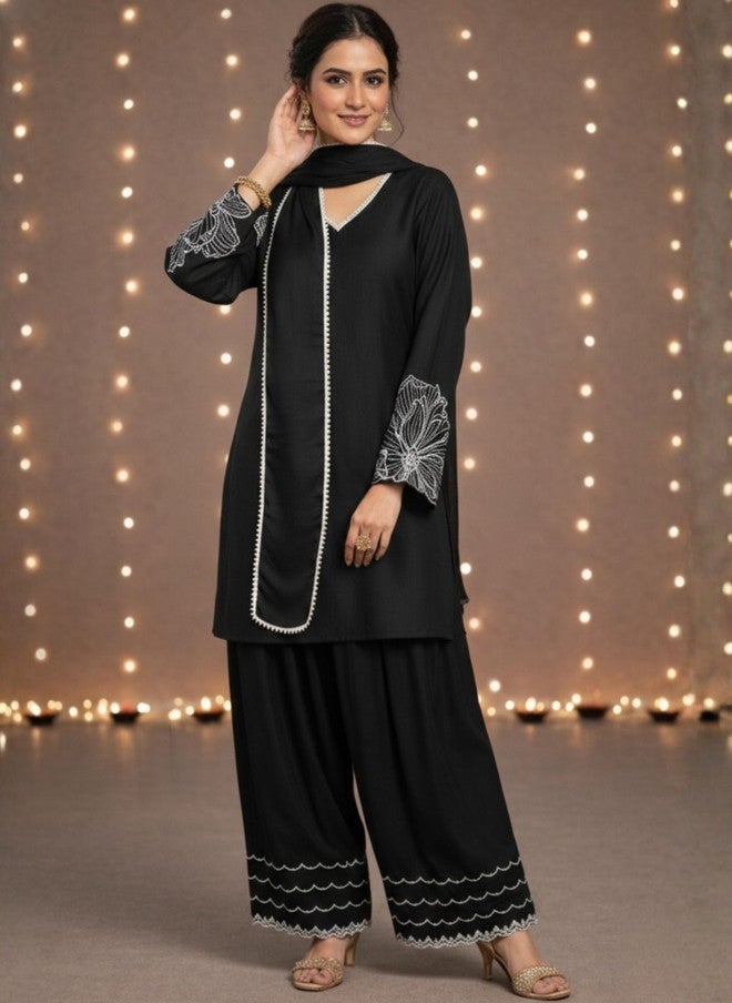 WineRed Black Ethnic Motifs Embroidered Kurta with Palazzos and Dupatta - Image 2