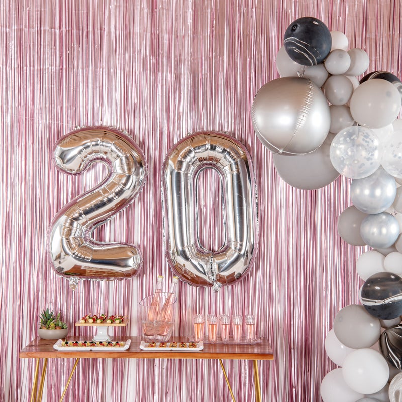 Restaurantware بالون رقم 2 بحجم 40 بوصة من رستورانت وير - بالون حفلات كبير رقمي، بالون مائي فضي، حلقة تعليق، زينة لعيد الميلاد، الزفاف، أو التخرج - Image 4