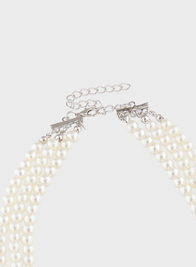 خزانة طقم قلادة وأقراط وأساور مرصعة باللؤلؤ والماس - Image 4