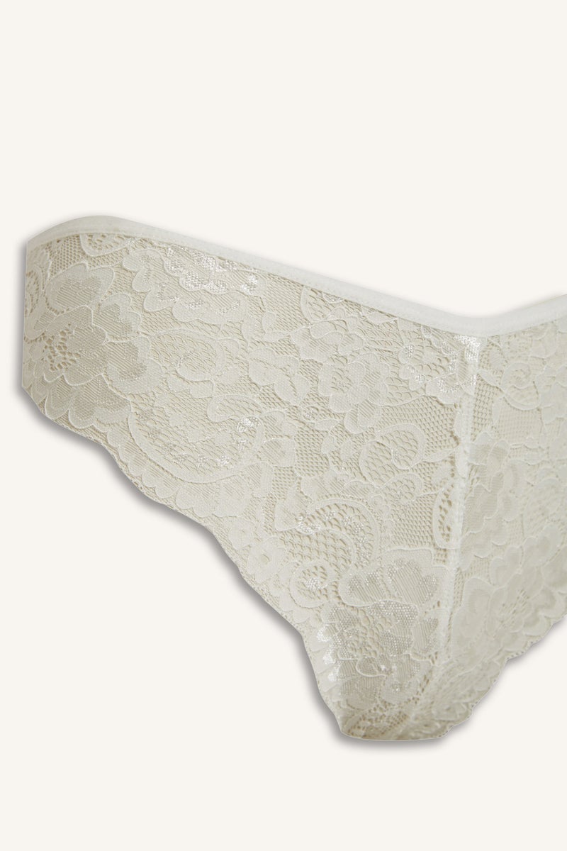 DeFacto Woman Fall in Love Lace Brazilian Panty  - Image 4