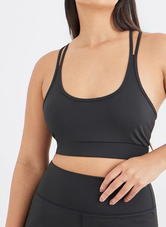 Styli Styli Twist Knot Open Back Short Sleeve Top with Back Mesh Sports Bra and Leggings Set