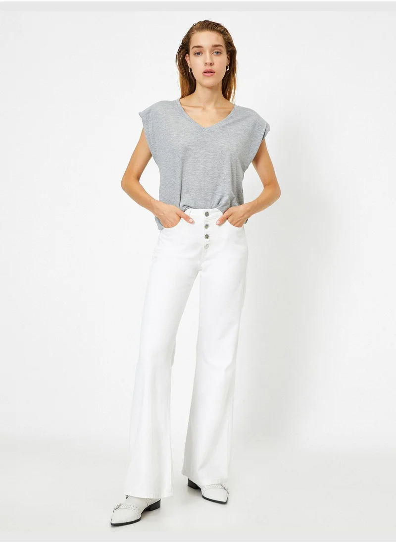 كوتون V Neck Sleeveless Tank Top