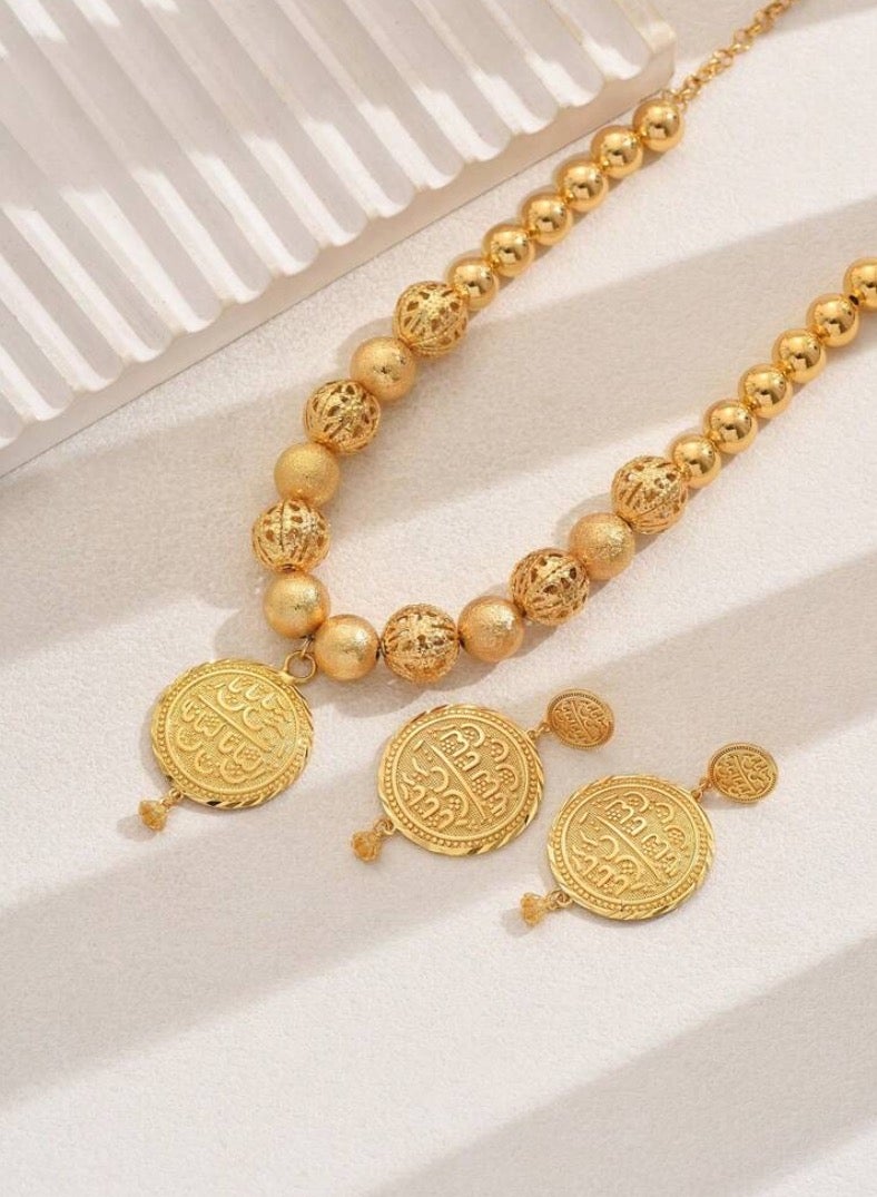 غولدماكس طقم نسائي شبيه بالذهب مكون من سلسال وحلق اذن مطلي عيار 21 - Image 2