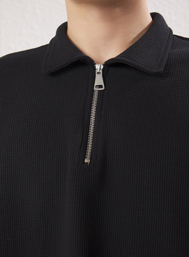 trendyol Black Oversize/Wide Cut Textured Zippered Cotton Polo Neck - Image 3