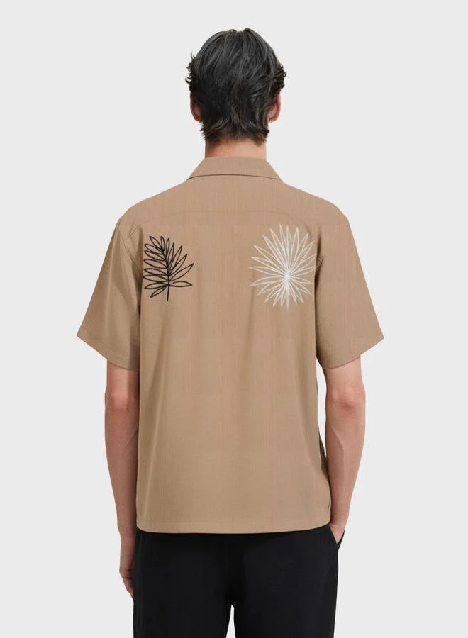 The Indian Garage Co Men Relaxed Fit Embroided Round Neck Half Sleeves Shirt