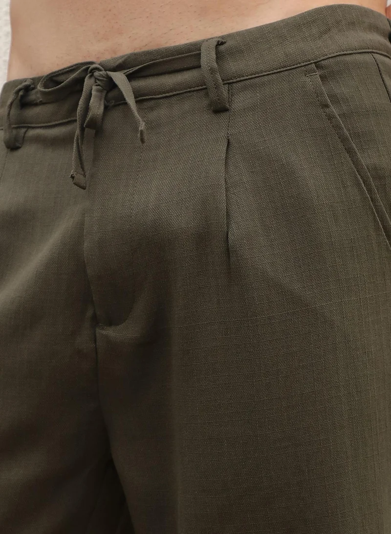 Campus Sutra Campus Sutra Men's Olive Green Tailored Linen-Blend Trousers For Casual Wear | Tailored Fit | 4 Pockets | Drawstring Closure | Trousers Crafted With Comfort Fit For Everyday Wear