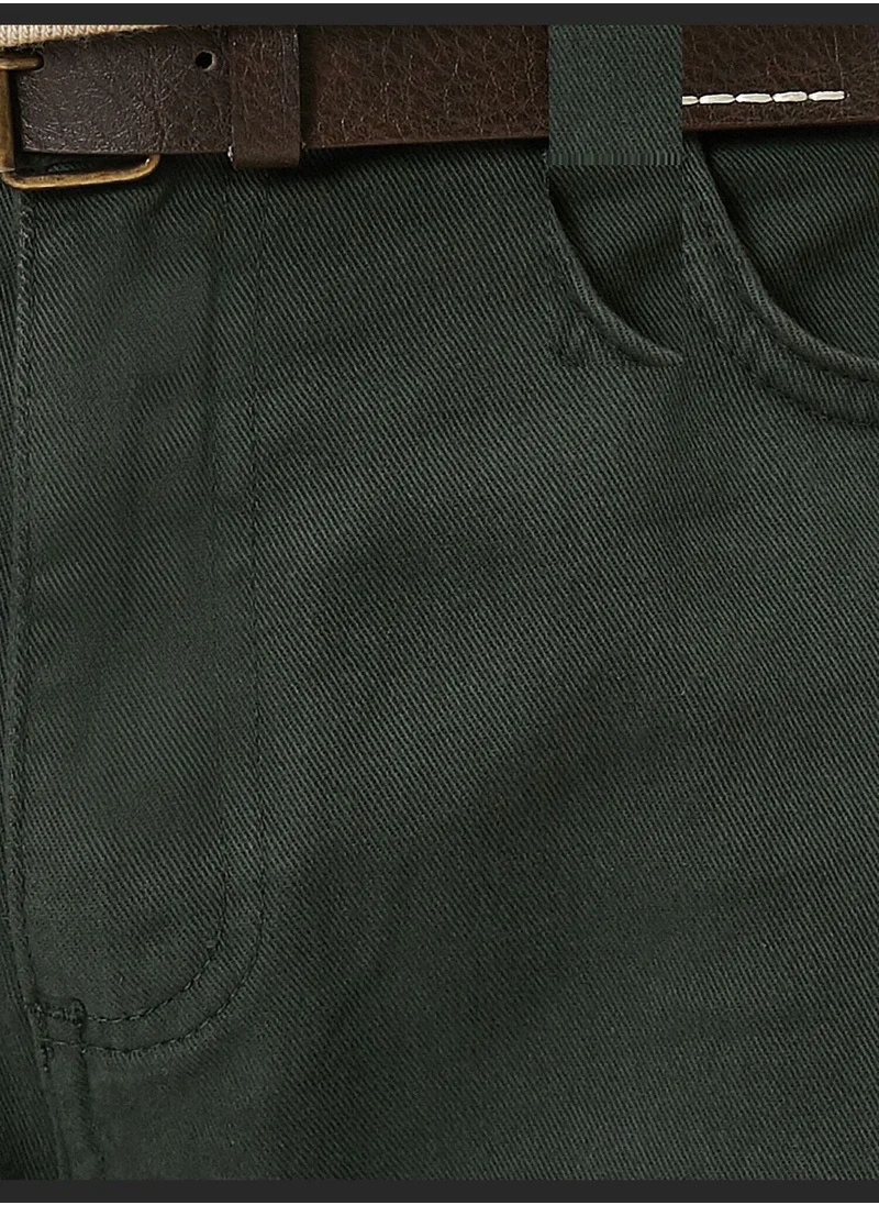 KOTON Pocket Detailed Shorts Slim Fit