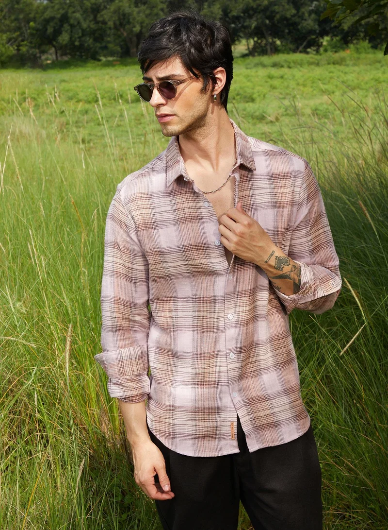 Campus Sutra Men's Venetian Red & Coin Grey Vignette-Checkered Oversized Shirt For Casual Wear | Spread Collar | Long Sleeve | Button Closure | Oversized Shirt Crafted With Comfort Fit For Everyday Wear