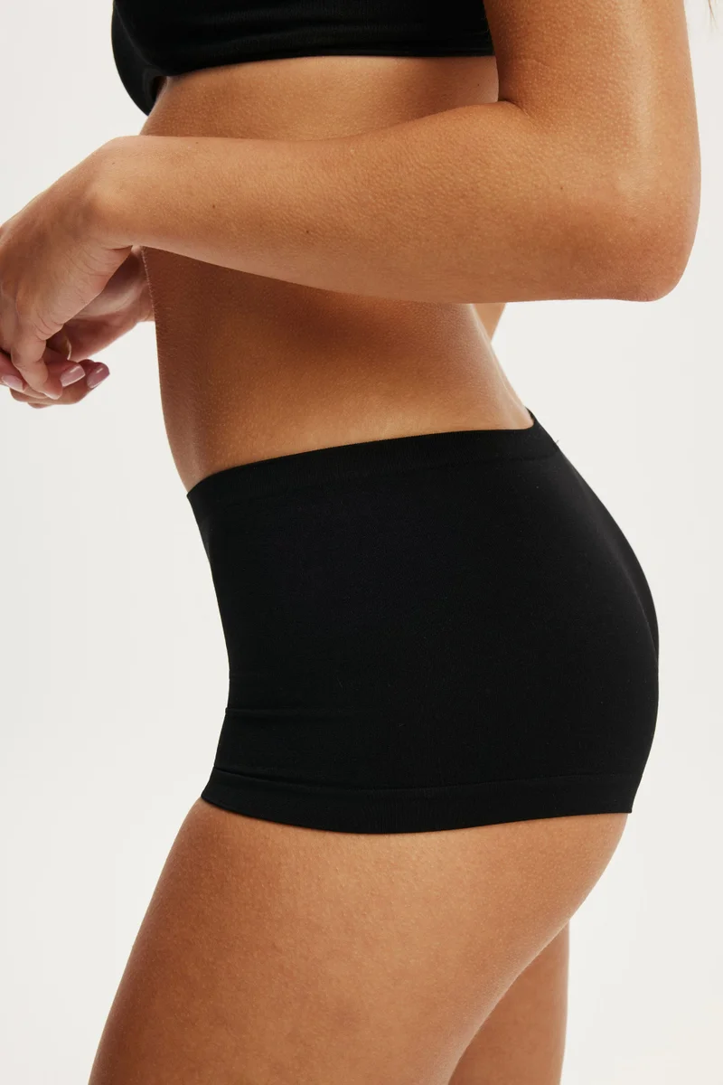 Cotton On  SEAMLESS LOW RISE BOYSHORT BRIEF for Women | Best Price UAE