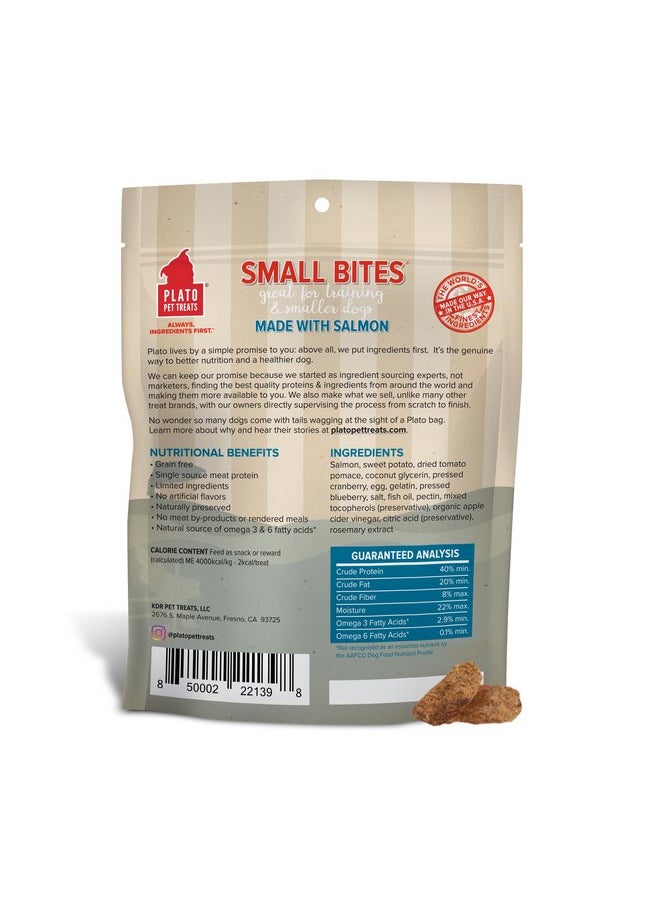 بلاتو مكافآت الكلاب PLATO Small Bites، بحجم لقمة طبيعية بنكهة اللحوم الحقيقية والسلمون، خالية من الحبوب وغنية بالبروتين، مكونات أصلية مجففة بالهواء، 2 سعر حراري لكل مكافأة، صنع في الولايات المتحدة الأمريكية، 6 أونصات  - Image 2