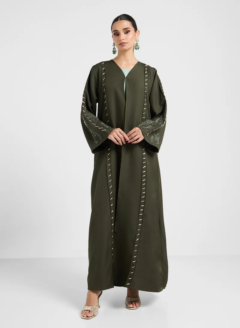 hayas closet V-Neck Embroidered Flared Sleeve Abaya