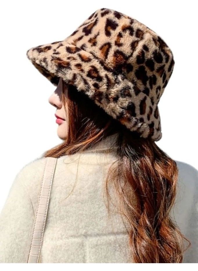 Trenderrs Women's Zebra Patterned Plush Bucket Hat 