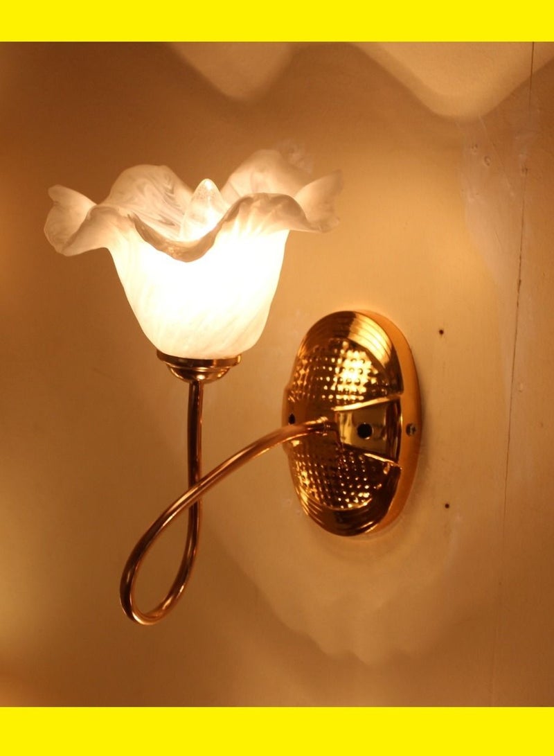 ابليك حائطى جلوب زجاج  ديكورى ابيض-056FLW - Image 1