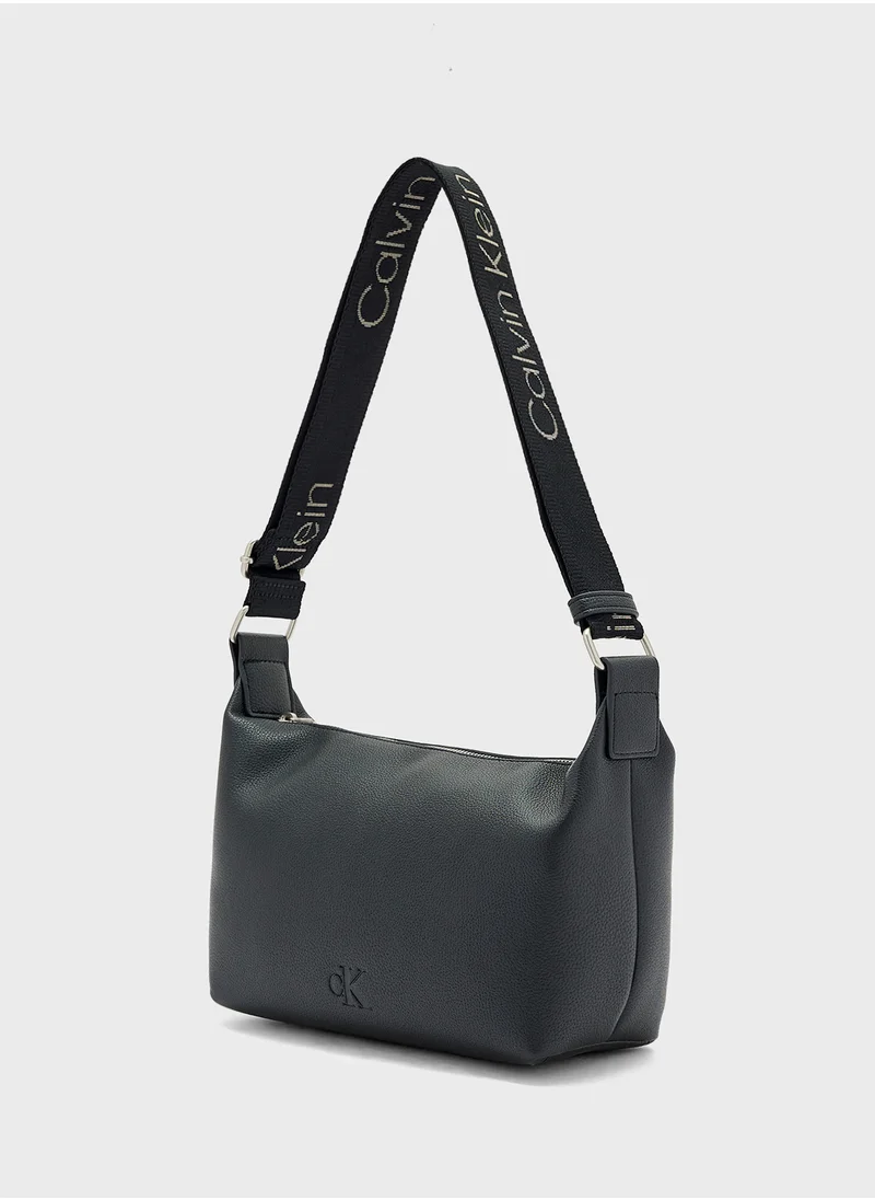 Calvin Klein Jeans Ultralight Deatial Crossbody