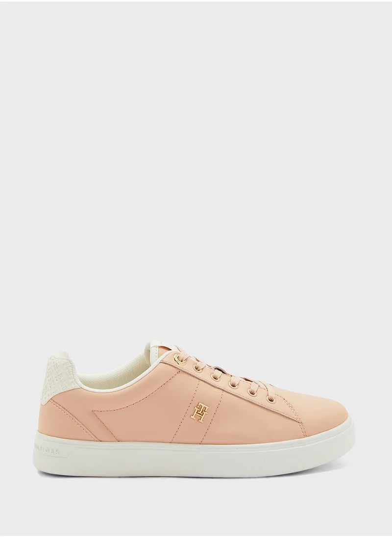 تومي هيلفيغر ELEVATED ESSENT SNEAKER MONOGRAM