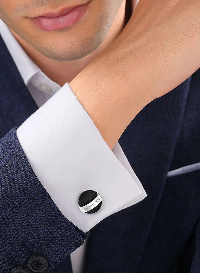 شيروتي 1881 Gents Cufflink Silver â€“ Elegant and Timeless Design