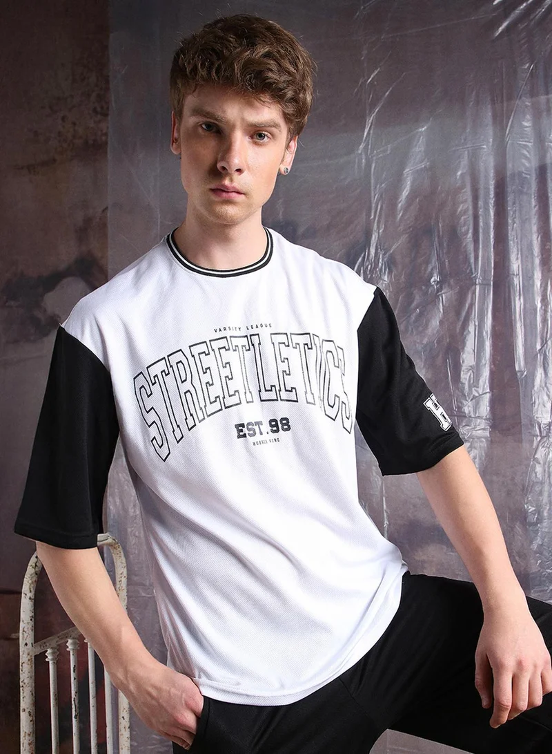 هوبرهولمي تيشيرت رجالي شبكي بياقة دائرية وطبعة حروف بأسلوب رياضي مناسب للارتداء اليومي