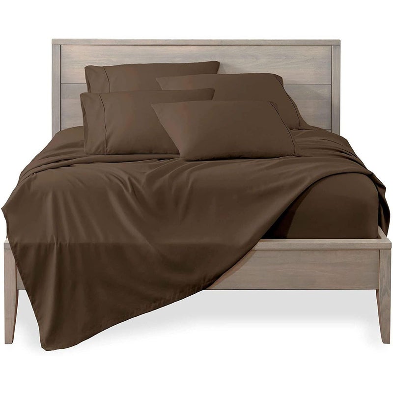 HOME SHEETS أوراق المنزل سوبر كين عادي ساتين 600 TC 100 قطن حجم سوبر كين 108 × 108 بوصة مع 4 أغطية وسائد 18 × 28 بوصة لون شوكولاتة سادة - Image 1
