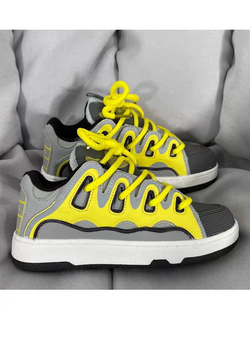 KUYING New Thick Sole Elevated Board Shoes  - Image 2