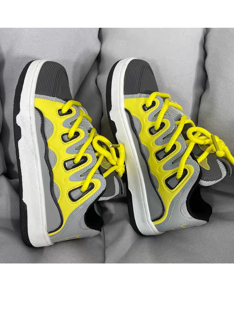 KUYING New Thick Sole Elevated Board Shoes  - Image 4