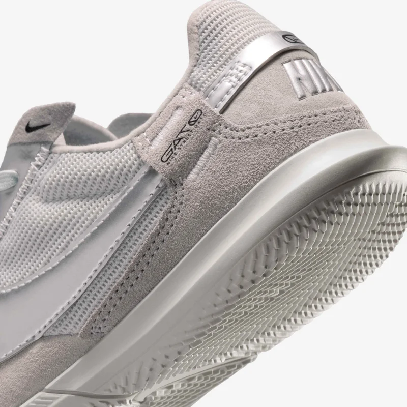 Nike Kids' Streetgato Low-Top Football Shoes