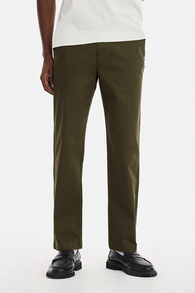 SNITCH Olive Solid Regular Fit Casual Trousers