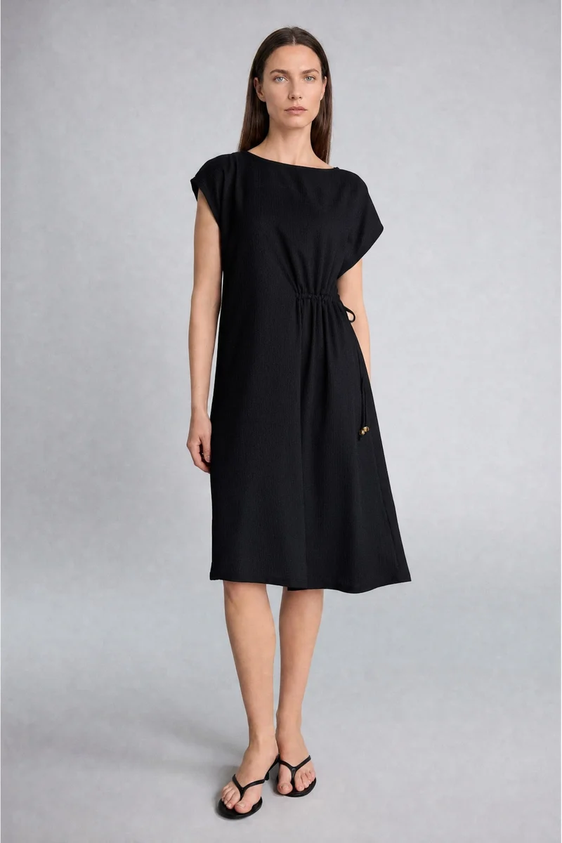 ديفاكتو Regular Fit Round Collar Dress