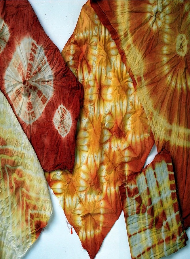 active hands Herbal TIE & DYE DIY KIT for Dyeing with Natural Colours, Learn Shibori, Bandhani, Leheriya, Includes Fabric, Dyes and Manual - Image 5