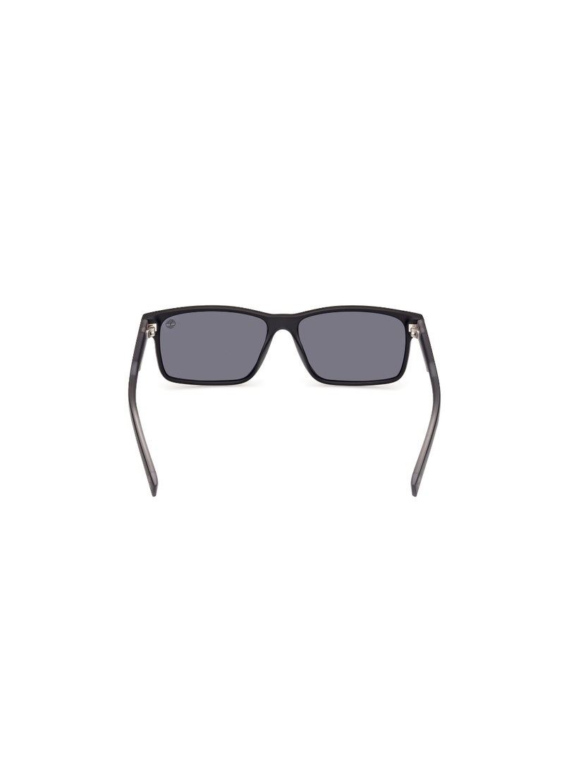 Timberland Full Rim Rectangular Teenage Boy Sunglass Tb0001502A53  - Image 4