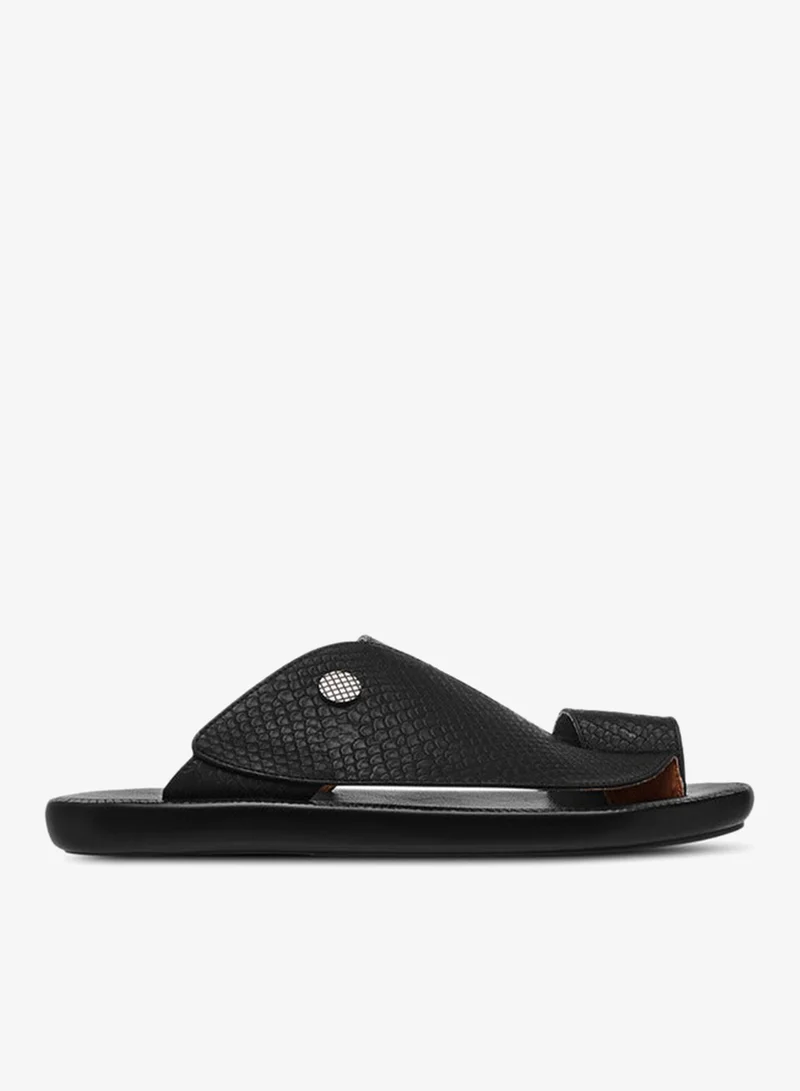 الواحة صنادل رجالي بنسيج مزخرف بتفاصيل حلقة إصبع