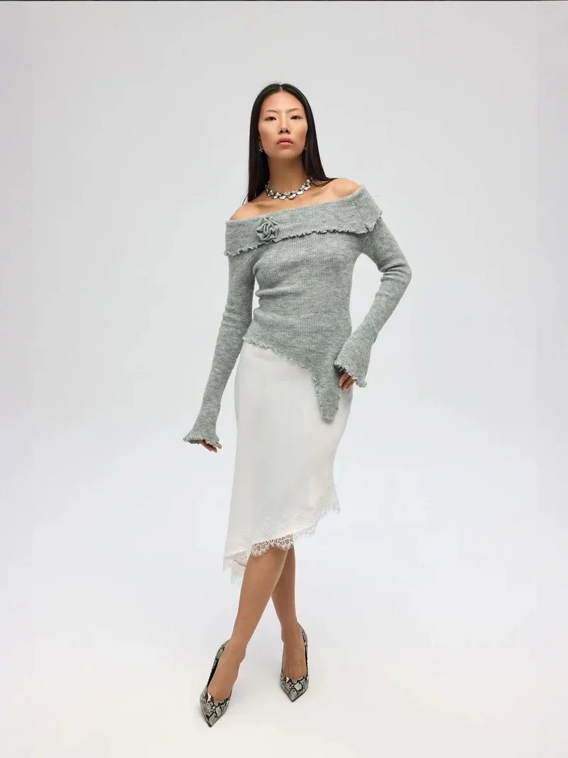Mai Collection MAI STUDIOS Off-Shoulder Slim Fit Knit Sweater