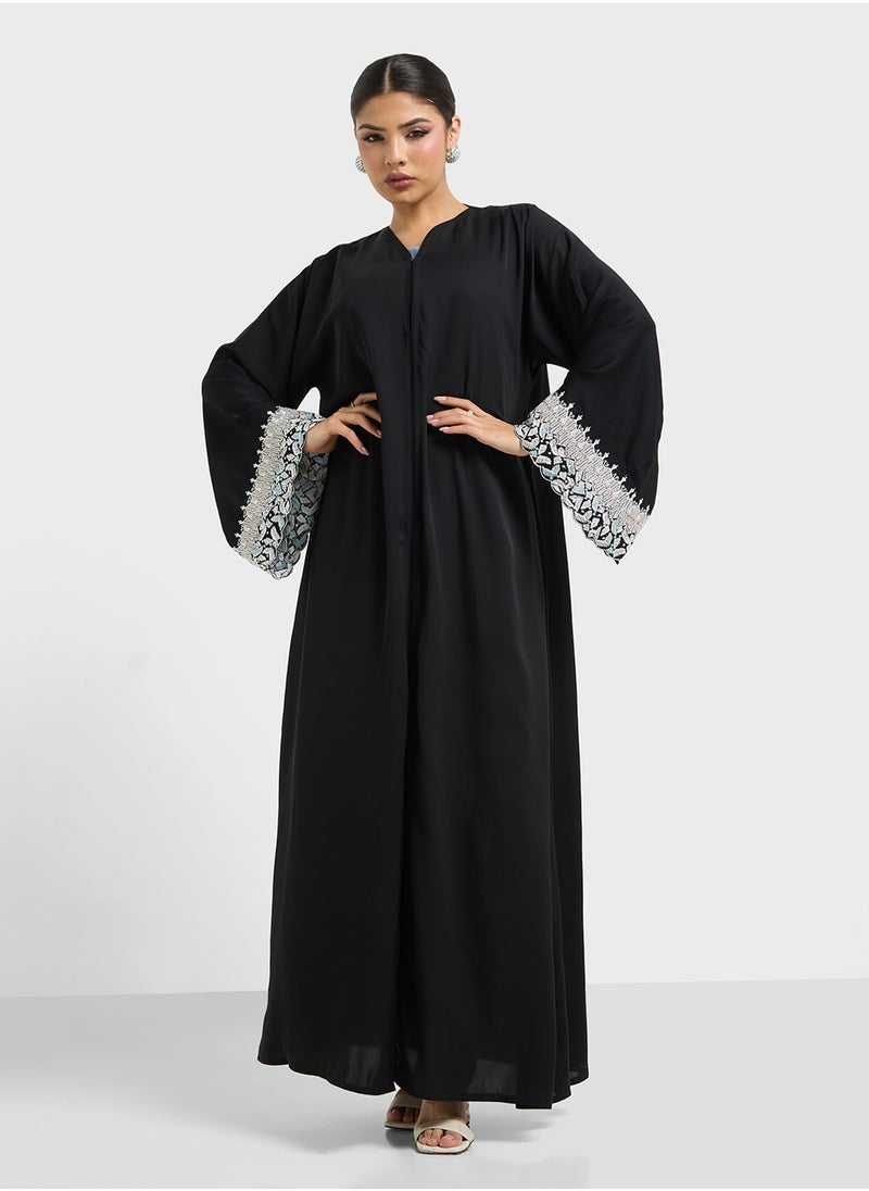 Lace Detailed Flared Sleeve Abaya - pzsku/Z555DA1C409D526ACC869Z/45/_/1737356673/073f25d8-1e03-493c-a18e-0c43ff98f42c