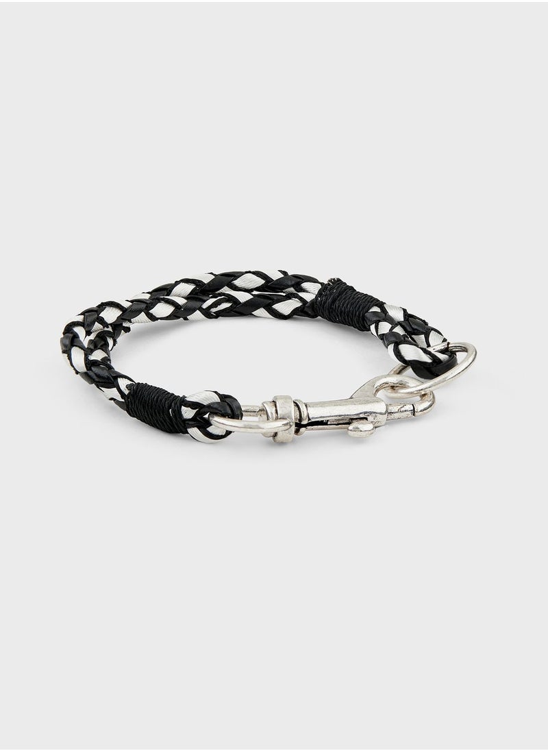 Rope Metal Detail Bracelet - pzsku/Z555DEBD52747431A9F11Z/45/_/1698417384/951f04cc-2989-4c60-9819-781302f61693