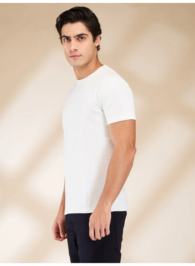 بيينغ هيومان Mens White Round Neck Short Sleeve T-Shirt