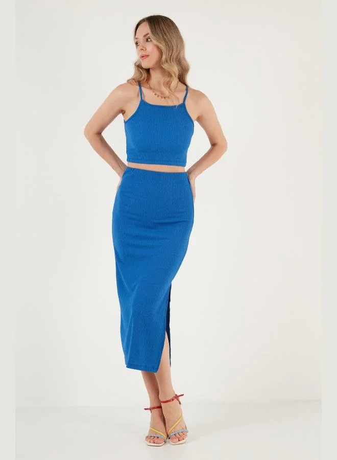 ليلا طقم نسائي ليلا بقصة ضيقة وحمالات بحبل وفتحة