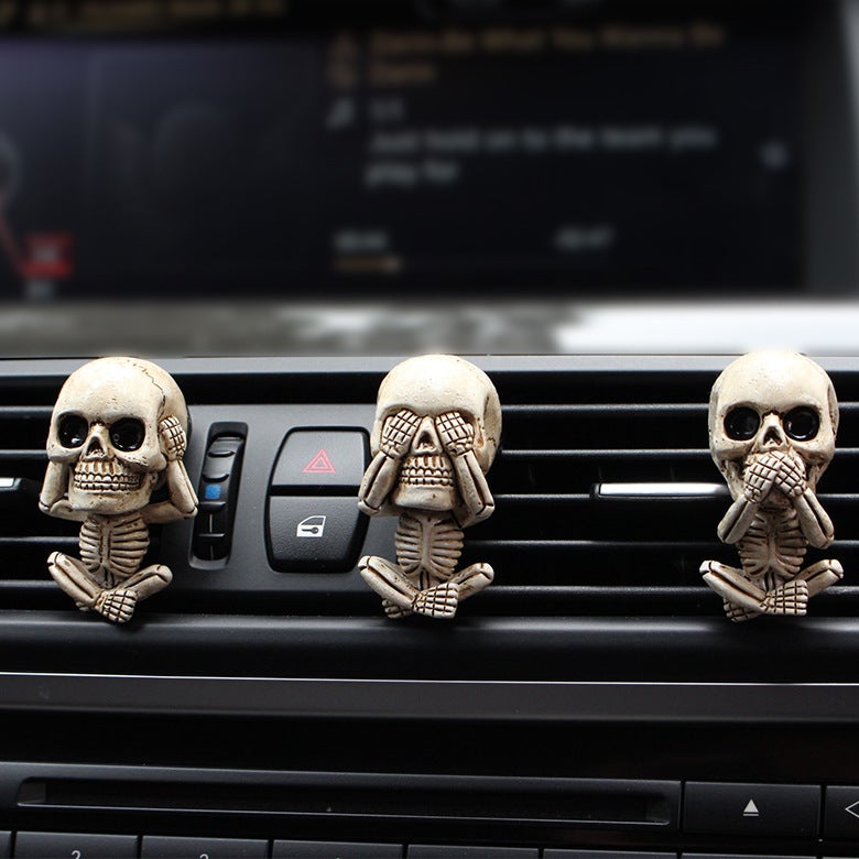 HG Cross-Border Antique Skull Car Air Freshener Clip Set - Creative Resin Car Vent Aromatherapy Pendant - Image 3