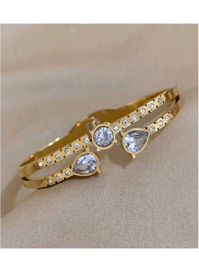 Attractives High Quality Stainless Steel Trendy Bracelet For Women - Image 2