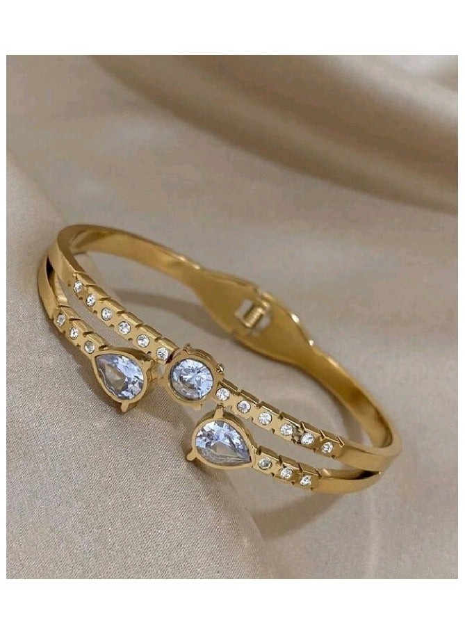 Attractives High Quality Stainless Steel Trendy Bracelet For Women - Image 1