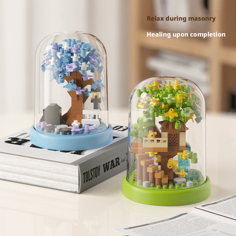 Four Seasons Tree House Building Set - Image 1