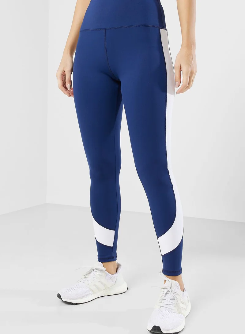 FRWD Contrast Stripe Sports Bra & Athletic Leggings