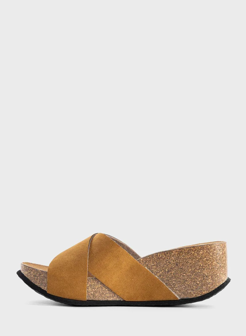 BAYTON Liverpool X Strap Wedge Sandals